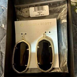 NWT Kendra Scott Danielle Gold Earrings in Black!!